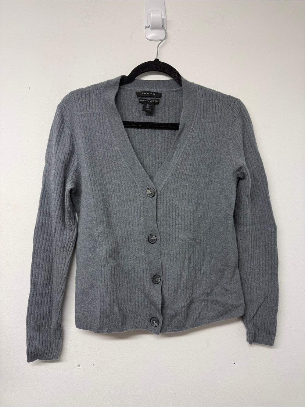 Tahari Gray Ribbed V-Neck Button Front Cardigan